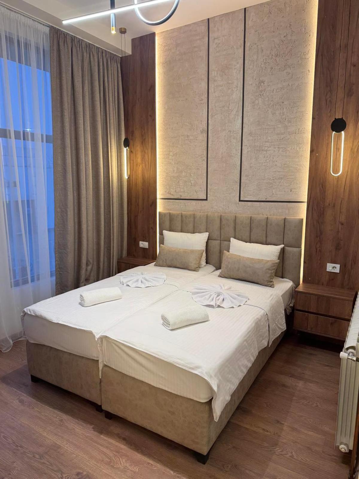 Apostolovic Plus Leskovac  Exteriör bild