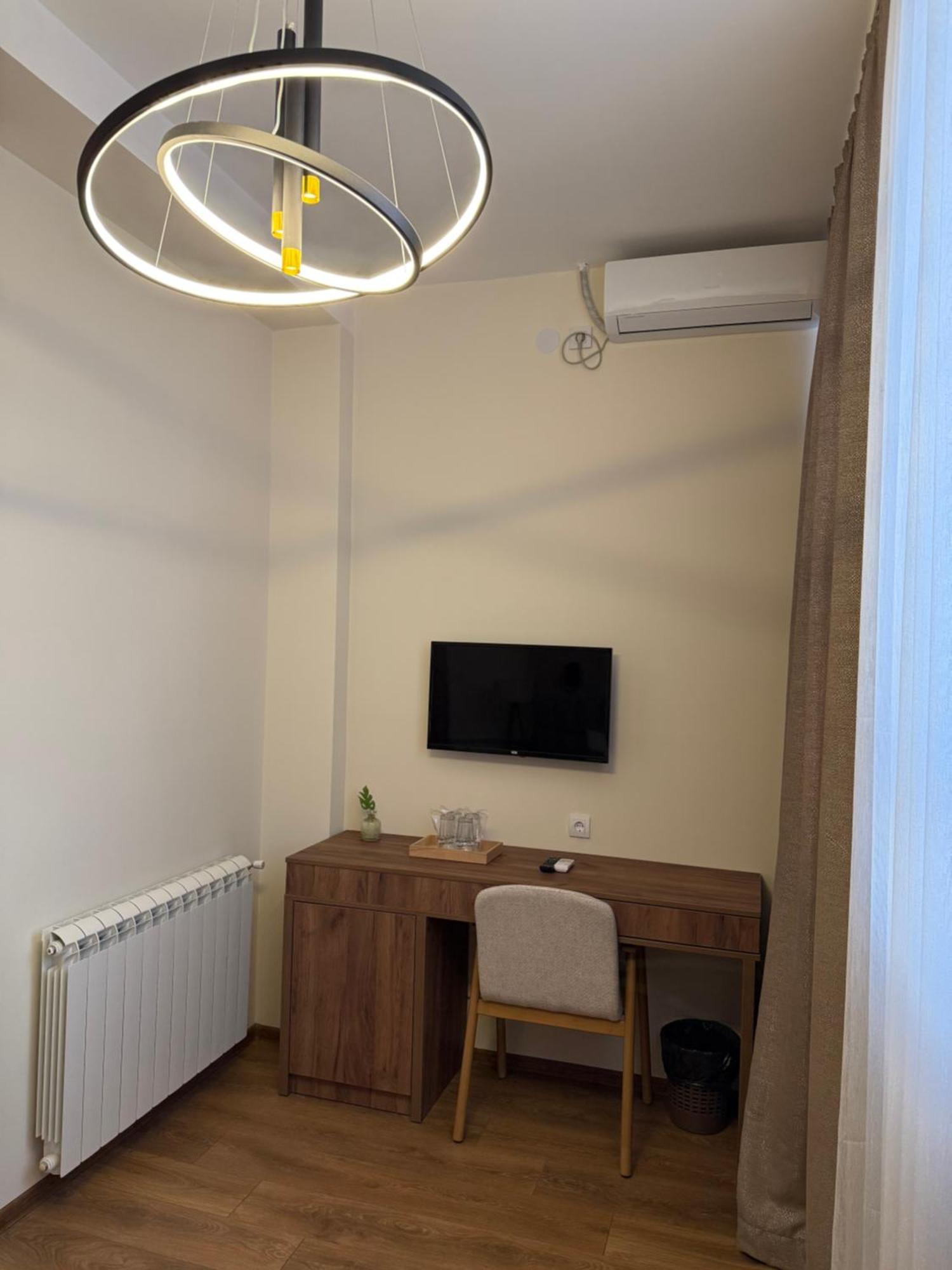 Apostolovic Plus Leskovac  Exteriör bild