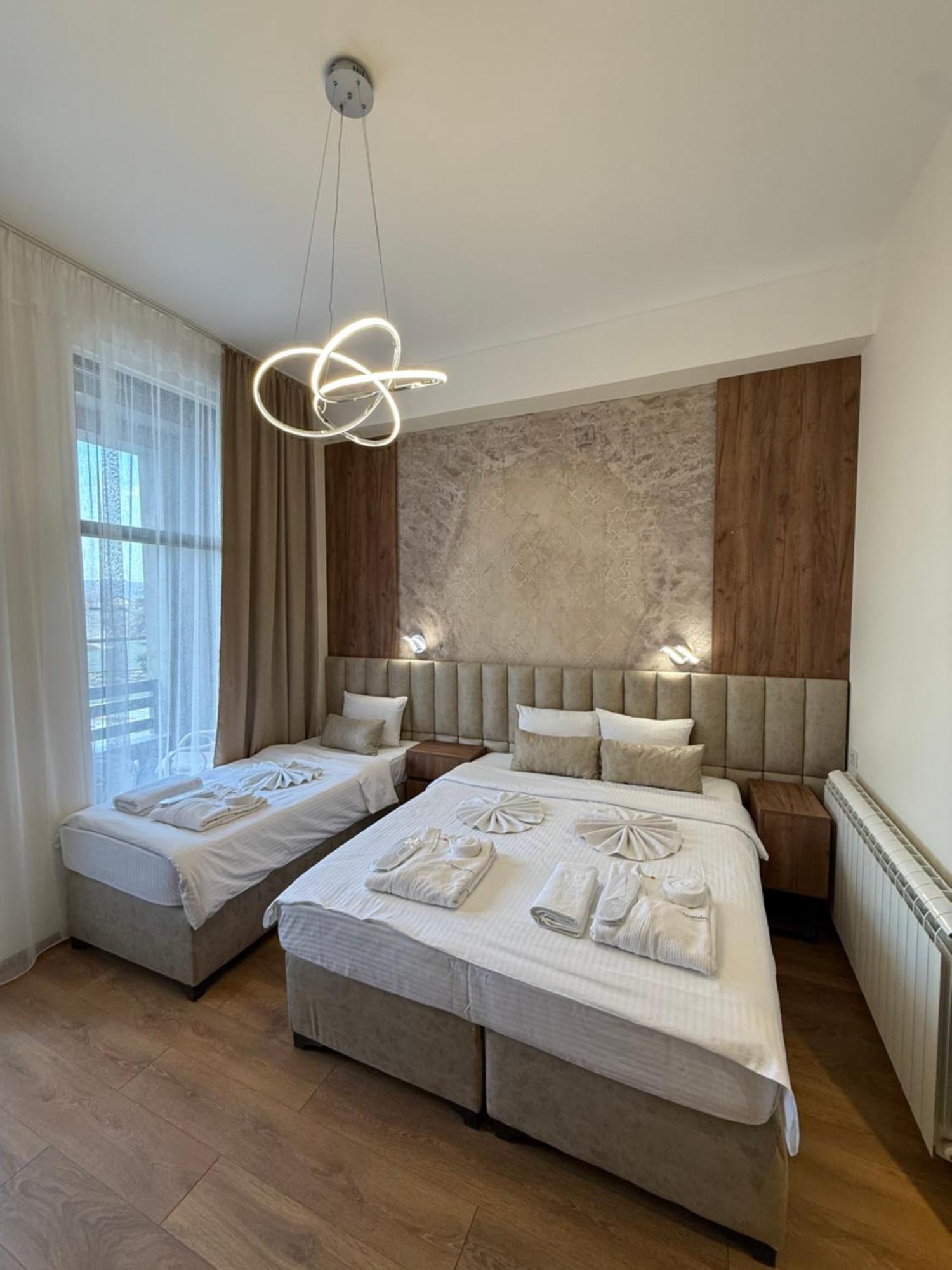 Apostolovic Plus Leskovac  Exteriör bild